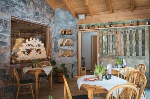 Gaststatte und Pension Zum Torfstich Inn in Erzgebirgskreis