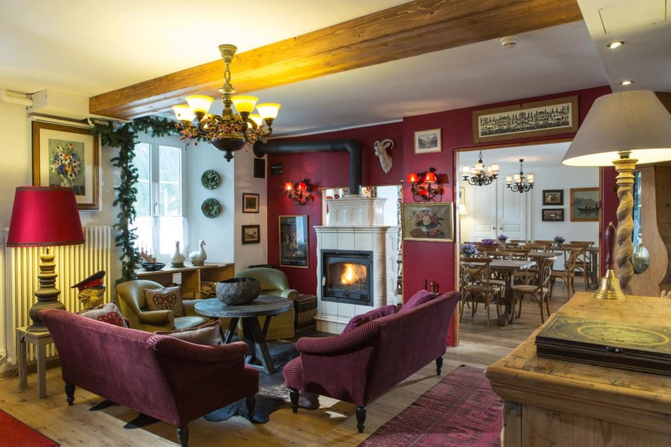 Historic Hotel du Pillon Hotel in Canton of Vaud