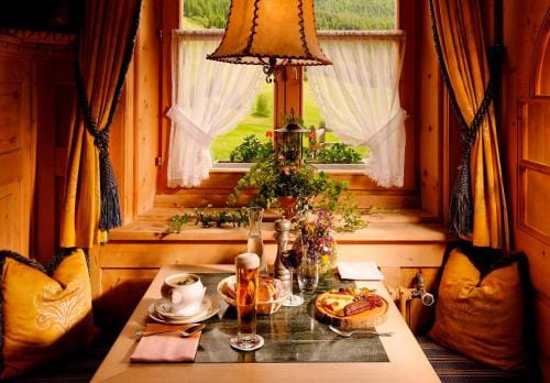 Schlosshotel Chaste Hotel in Canton of Grisons