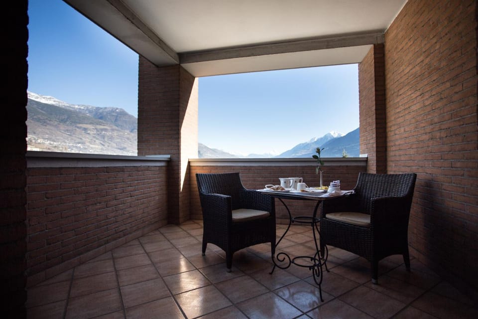 Hostellerie Du Cheval Blanc Hotel in Aosta