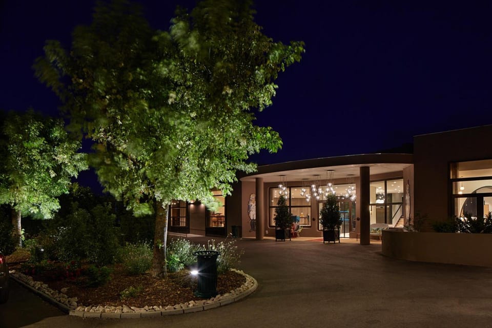 Les Nomades Beaune Hotel in Beaune
