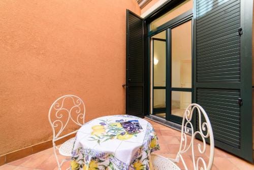 One&One Hotel in Salerno
