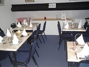 LaTavolaCaldaHotel Hotel in North Warwickshire District
