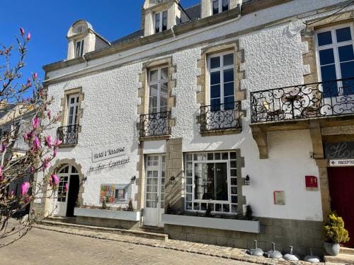 Au Fin Gourmet Hotel in Le Croisic