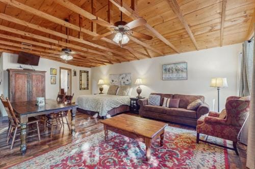The Cabin @ Durst Haus Hotel in Fredericksburg