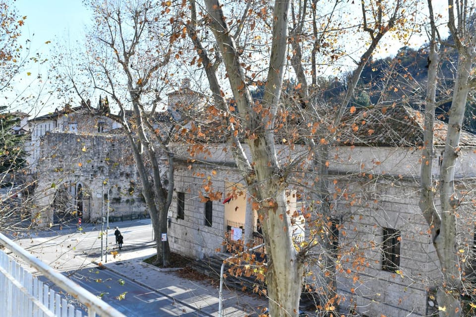 B&B Porta Romana-Language And Art Hotel in Abruzzo