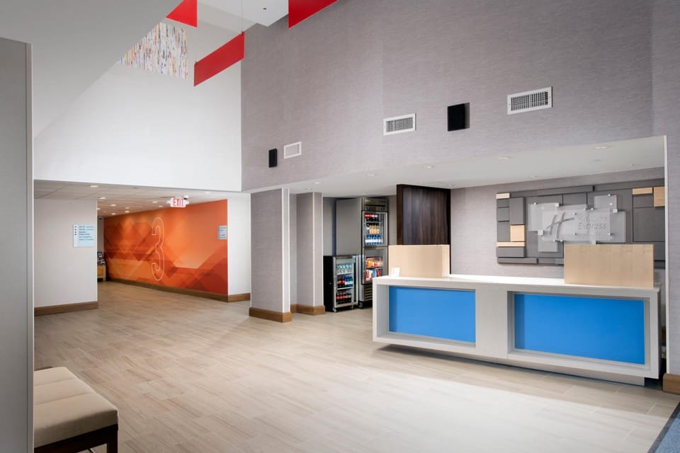 Holiday Inn Express & Suites College Park-University Area By IHG Hotel in College Park