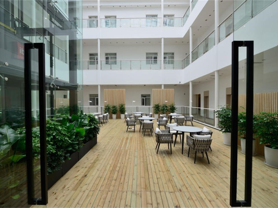 Ibis Shanghai New Hongqiao Hotel in Shanghai