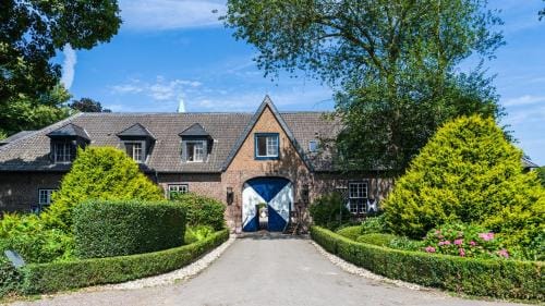 Hotel Schloss Walbeck Hotel in Limburg (province)