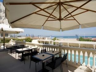 Hotel Carducci 76 Hotel in Cattolica