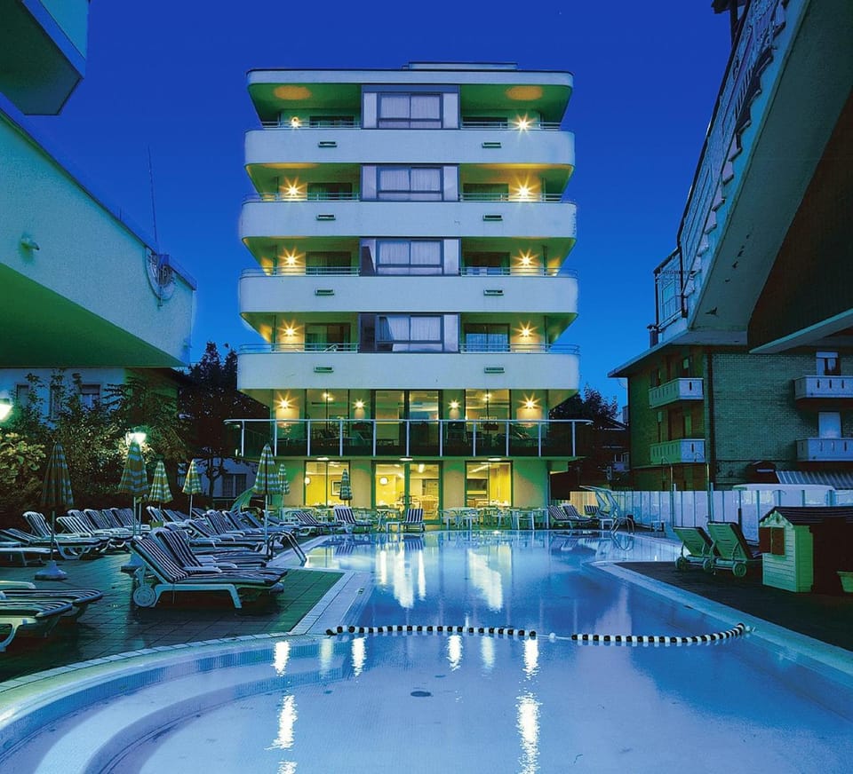 Hotel Madison - Cattolica Hotel in Gabicce Mare