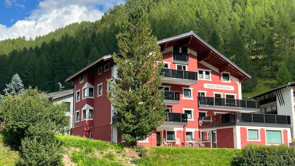 Aparthotel Grischuna Apartment hotel in Canton of Grisons
