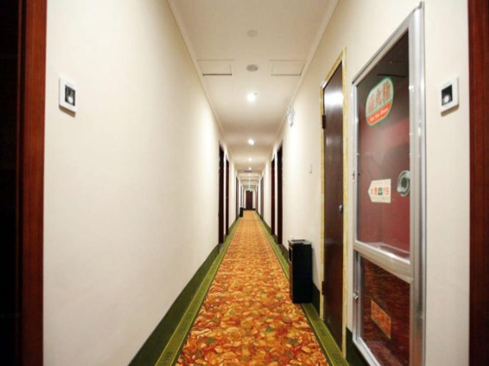 GreenTree Inn Nanchang Xihu Zhanqian West Road Sheng Jin Ta Business Hotel Hotel in Zhejiang