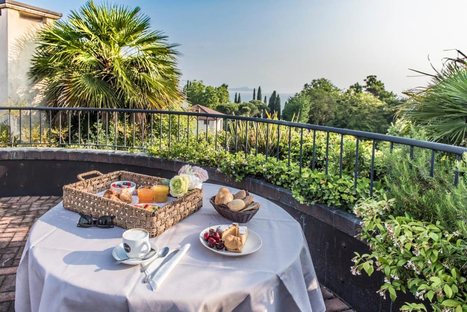 Admiral Hotel Villa Erme Hotel in Desenzano del Garda