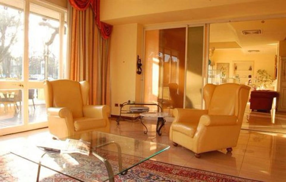 Hotel Estee Hotel in Desenzano del Garda