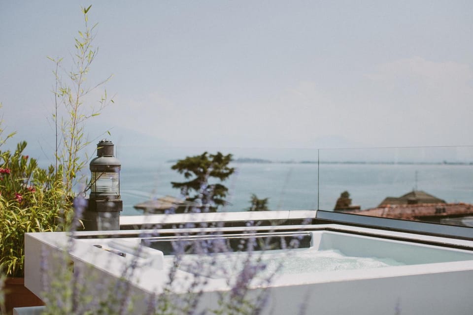 Hotel Piccola Vela Hotel in Desenzano del Garda