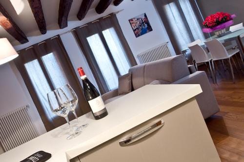 Good Wine Apartments Hotel in Venice