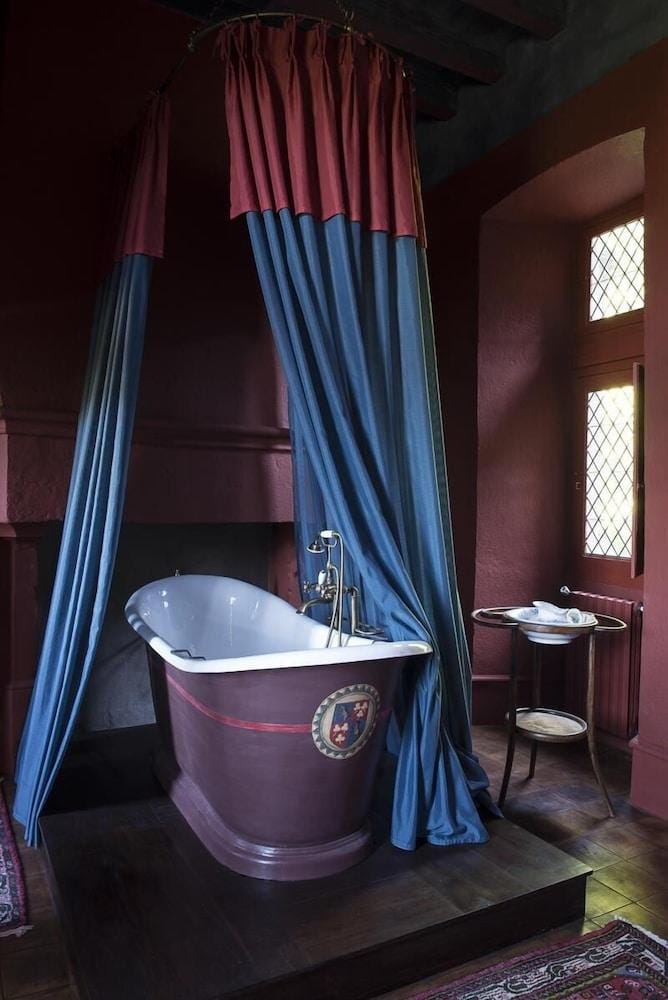 Chateau de Canac Hotel in Auvergne-Rhône-Alpes