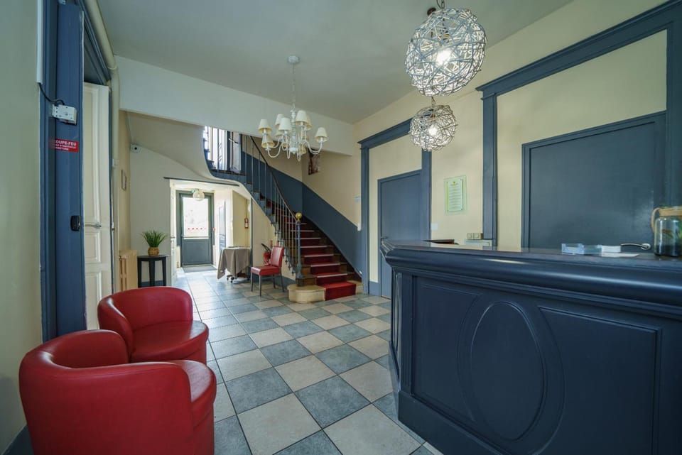 Logis Le Grand Hotel Hotel in Centre-Val de Loire