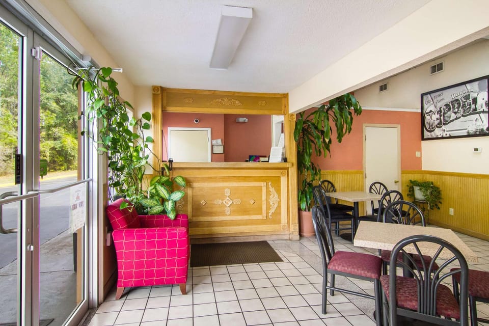 Americas Best Value Inn Darien Motel in Georgia