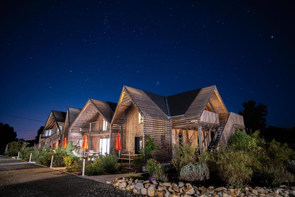 Le jardin des 4 saisons Hotel in Le Mans