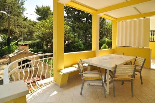 Apartments Tojcic Hotel in Šibenik-Knin County, Croatia