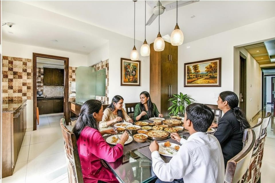 Via Hemkunt Residency - Nr Yatharth Super Speciality Hospital - Noida 110 Hotel in Noida