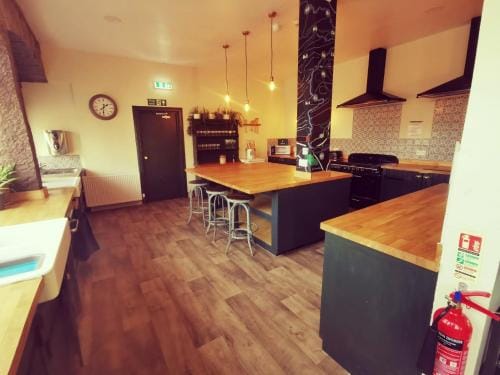 Comrie Croft Hostel in Scotland