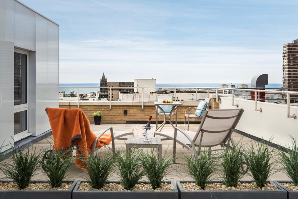 Q Square by Supercity Aparthotels Apartment hotel in Brighton
