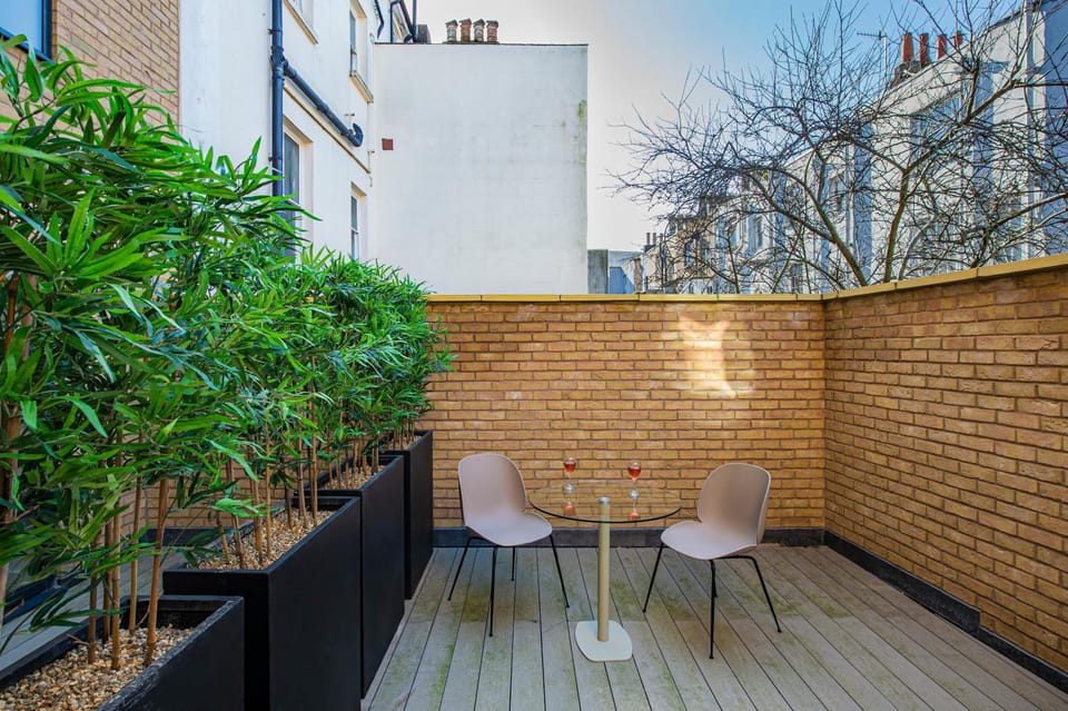Q Square by Supercity Aparthotels Apartment hotel in Brighton