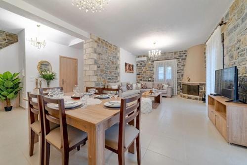 Faraggi Villas Hotel in Crete