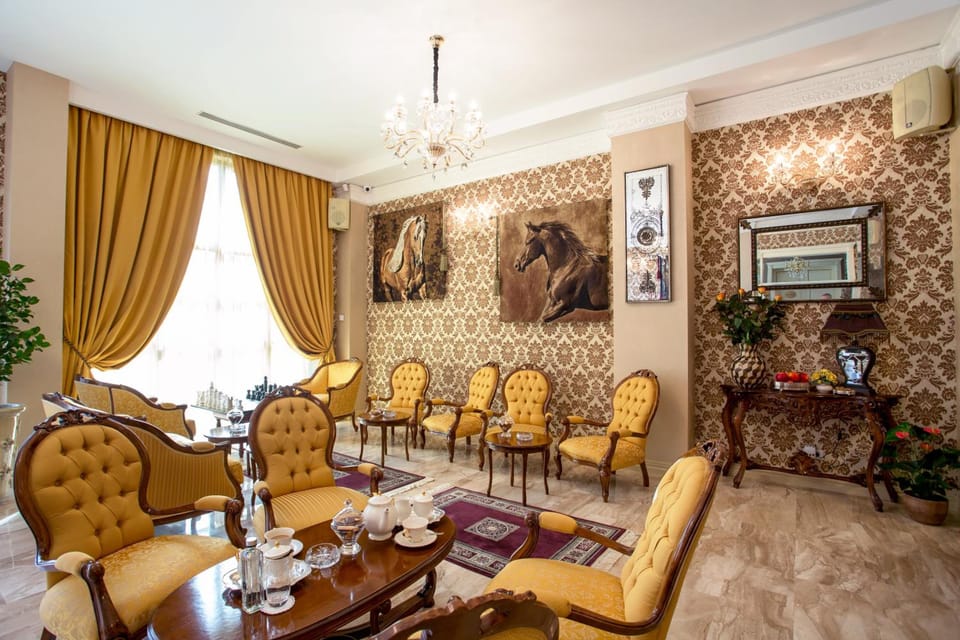 The Arlington Boutique Hotel Hotel in Craiova
