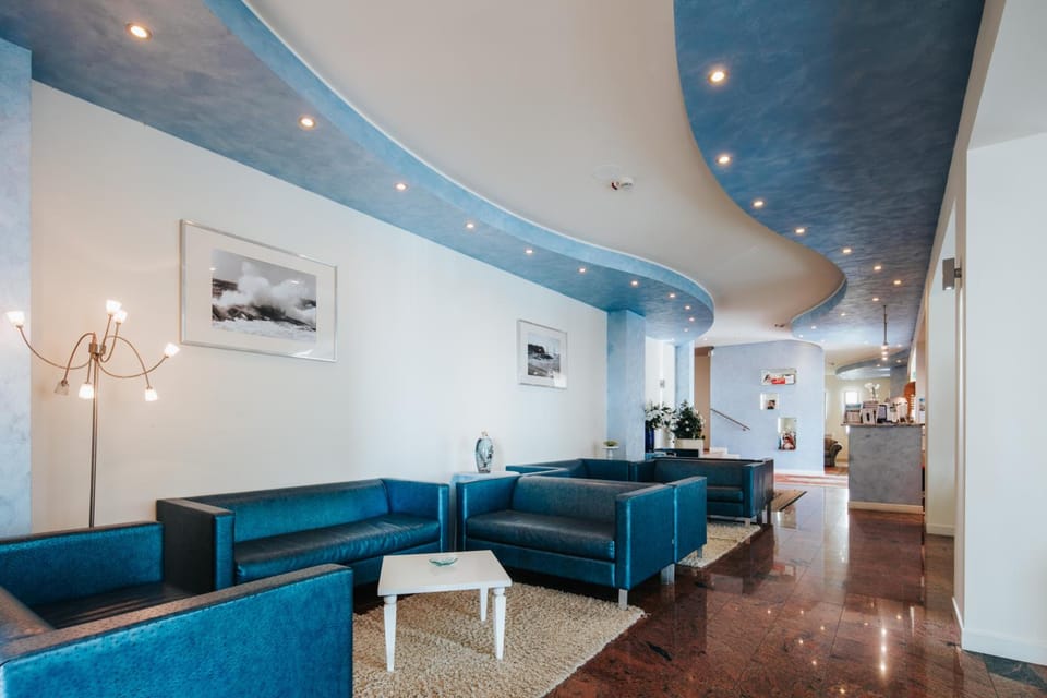 Bar/lounge