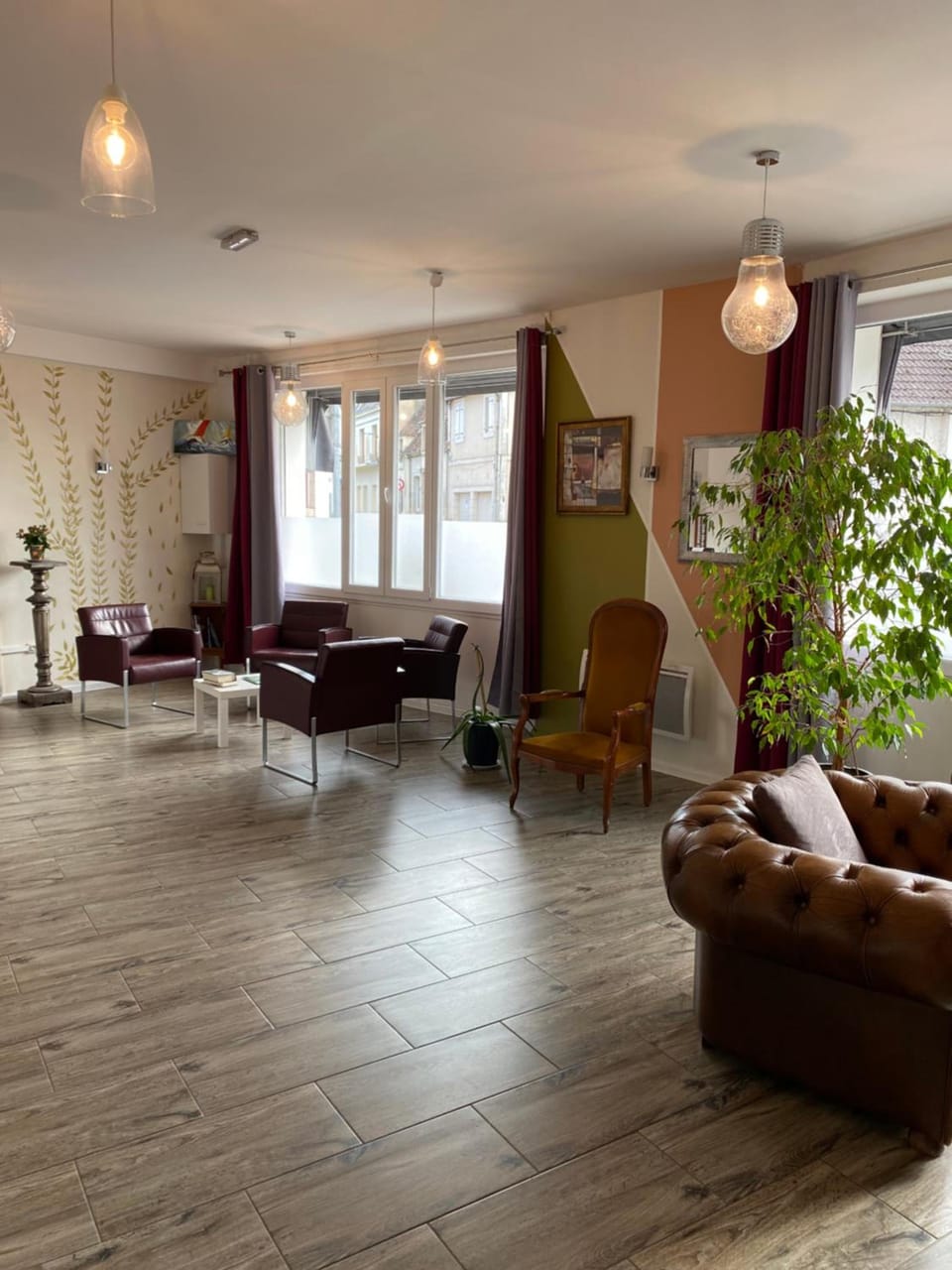 Hotel Le Saint Amand Hotel in Centre-Val de Loire