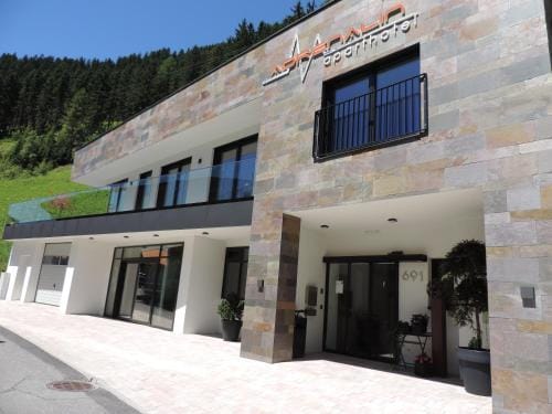 Aparthotel Adrenalin Hotel in Canton of Grisons
