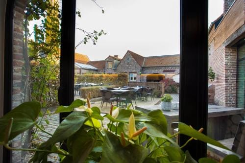 De Sjeiven Dorpel Hotel in Limburg (province)