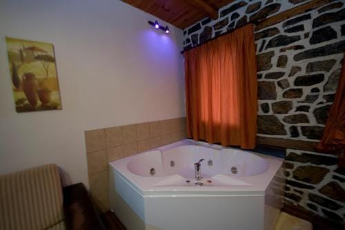 Traditional Guesthouse Siantsis Hotel in Decentralized Administration of Macedonia and Thrace