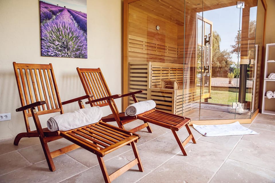 Les Champs de Provence Hotel in Provence-Alpes-Côte d'Azur