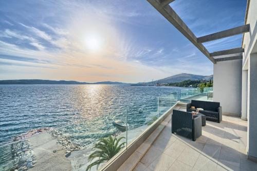 Livingstone Beach House Hotel in Trogir