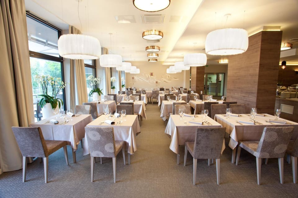 Hotel Astoria Superior Hotel in Bled