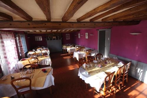 Auberge Normande Inn in Alençon