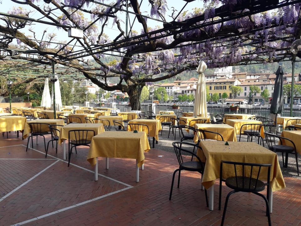 Hotel Stazione sul lago di Iseo Hotel in Province of Brescia