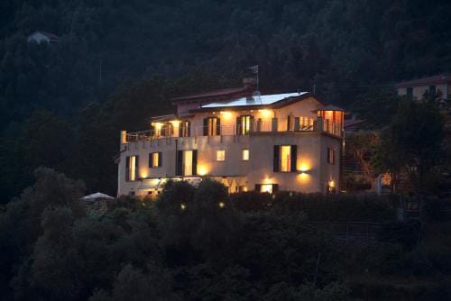 Villa Paggi Country House Hotel in Liguria