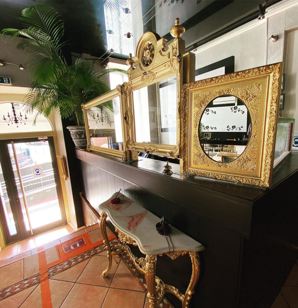 Interlaken Hotel in Nice