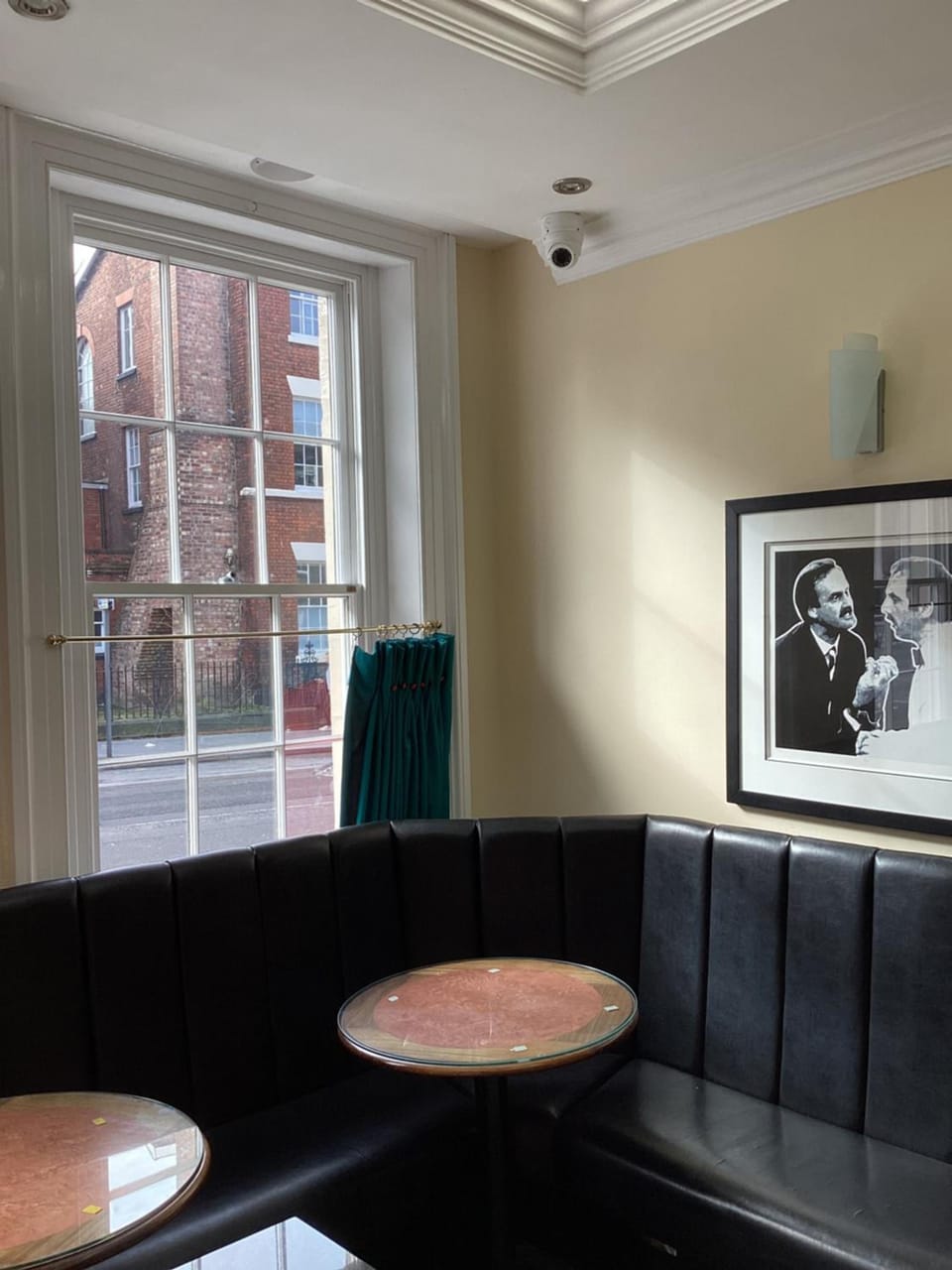 Aachen Hotel Hotel in Liverpool