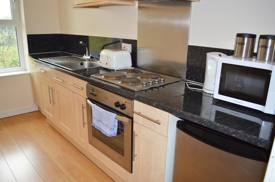 The Westlynne Hotel & Apartments Hotel in Prestwich