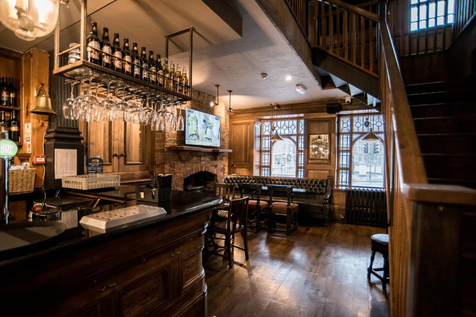 Lower Turks Head Inn in Manchester