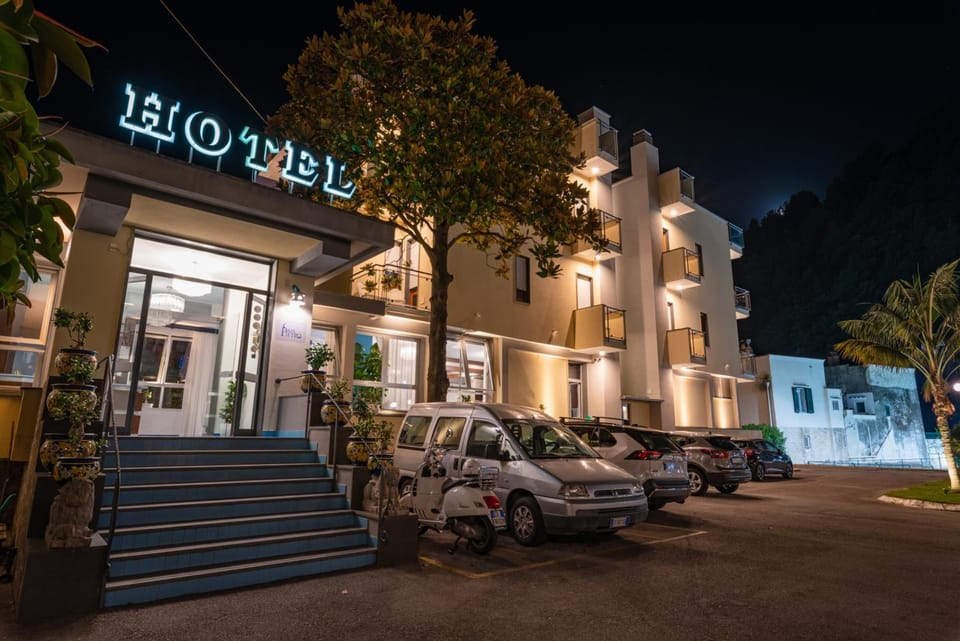 Hotel San Pietro Hotel in Maiori