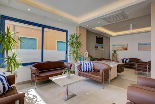 Alexandra BB & Brunch - Beach Front - Healthy XXL Breakfast & Brunch until 12 30 - parking included Hotel in Misano Adriatico