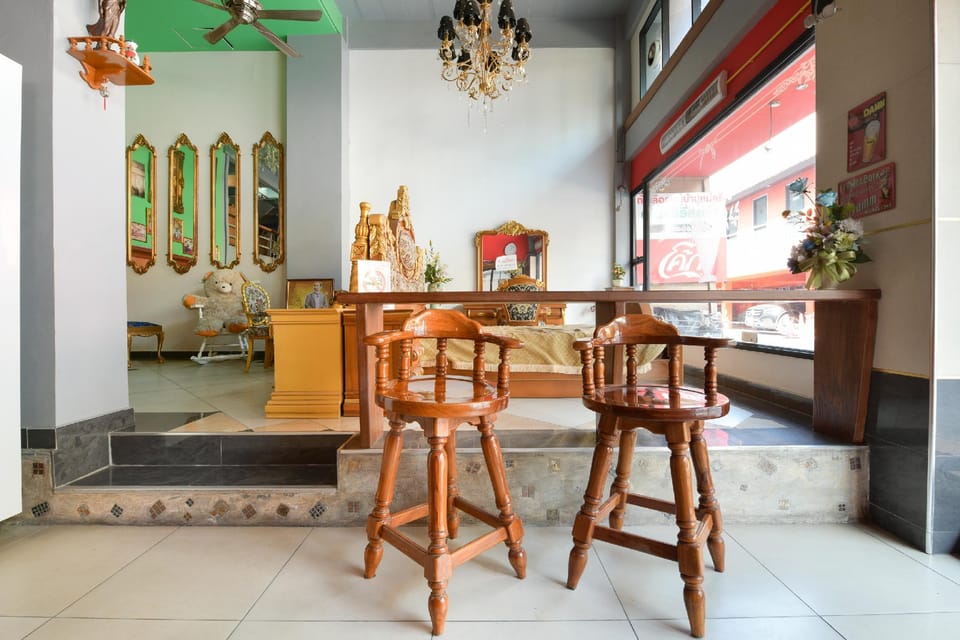 OYO 549 Maesri Resort Hotel in Pattaya City